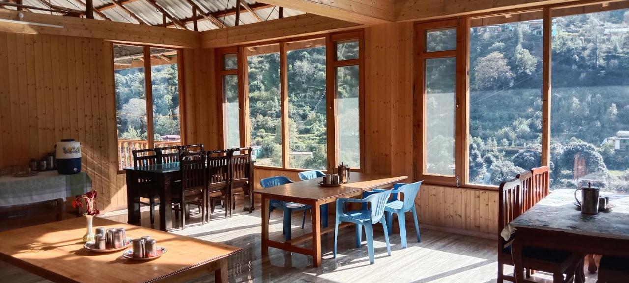 Hotel Mountain Majesty! Top-Rated Luxury Stay Amid Snowcapped Mountains With Balcony And Riverside Calm Manali  Exterior photo